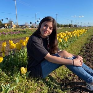 Meet your Posher, Alyssa